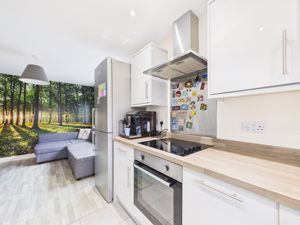 Kitchen- click for photo gallery